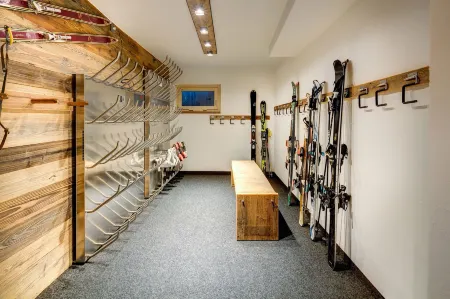 Matterhorngruss Apartments Отели рядом со станцией Riffelberg