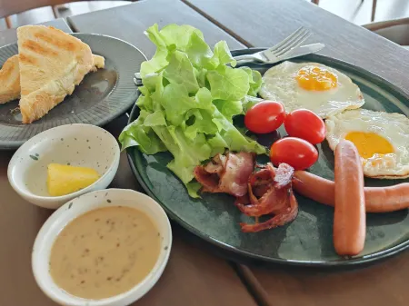 Rivendale Отели рядом с достопримечательностью «Sai Yok National Park»