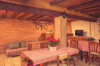 Complex Rural Can Caubet Hotels in Capolat