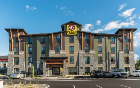 My Place Hotel-Portland East, or Отели в г. Грешам