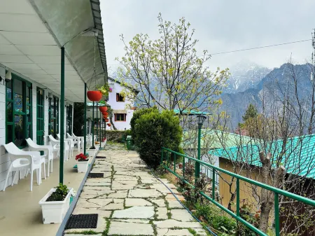 Himalayan High, Auli, by Himalayan Eco Lodges Отели в г. Джошимат