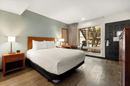 Vagabond Inn Glendale Отели рядом с достопримечательностью «Gallery Godo»