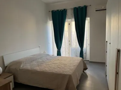 Room in Holiday House - Holiday House the Zagare, Large Double or Twin Room Hotels in Massafra
