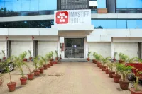 Mastiff Hotel Ankleshwar فنادق في Bholav Part