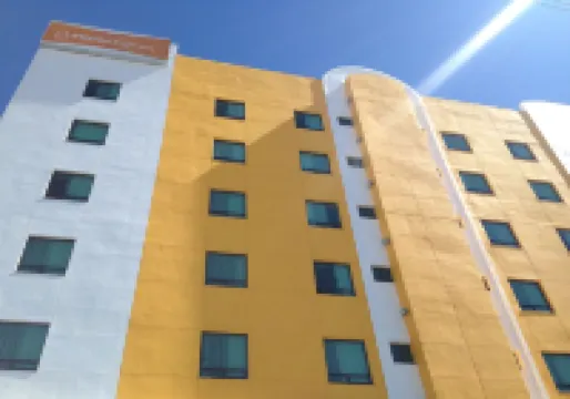 โรงแรมมิซิออนเอ็กซ์เพรสปาชูกา โรงแรมใน