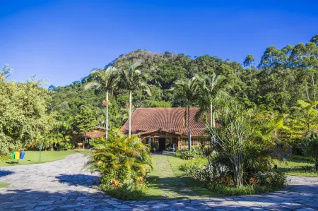 Bomtempo Itaipava by Castelo Itaipava Отели рядом с достопримечательностью «Castelo de Itaipava»