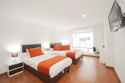 Hotel Castellana 100 Отели в г. Барриос Унидос