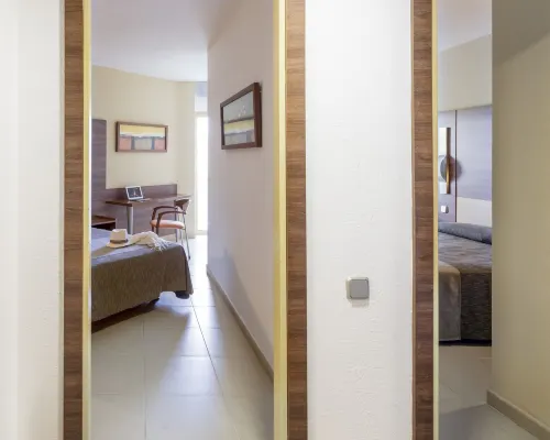 AQUA Hotel Aquamarina & Spa Habitaciones Photos