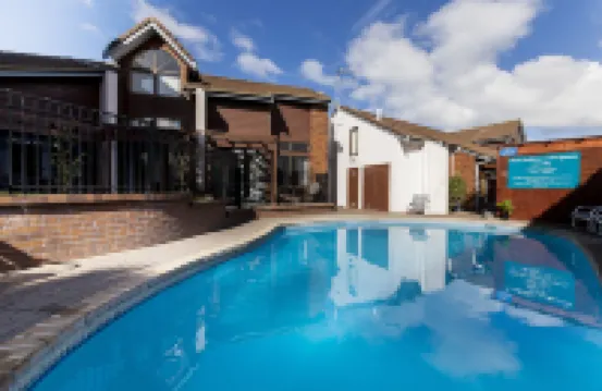 Cascades Lakefront Motel Hotels in Taupo