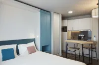 Aparthotel Adagio Paris Suresnes Longchamp Hotel a La Defense