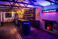 Harkham Lodge - bar
