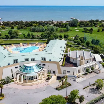 Hotel Maregolf Hotels near Baia Blanca