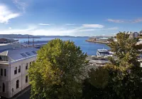Sullivans Cove Apartments