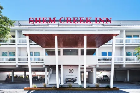 Shem Creek Inn