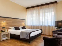 Augustus Hotel Hotels in Biella