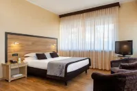 Augustus Hotel Hotels in Biella