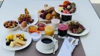 Noom Hotel Niamey Hotels in Niamey