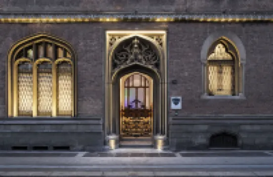 Babila Hostel & Bistrot