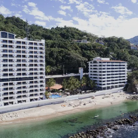 Costa Sur Resort & Spa