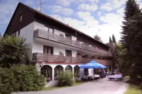 Hotel Rennsteig - Mountain view