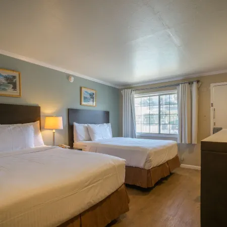 Bay Front Inn