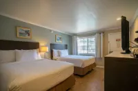 Bay Front Inn - Pet friendly