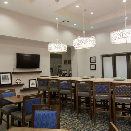 Hampton Inn and Suites Tulsa Downtown