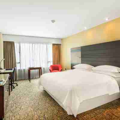 瓜亞基爾喜來登酒店 Rooms