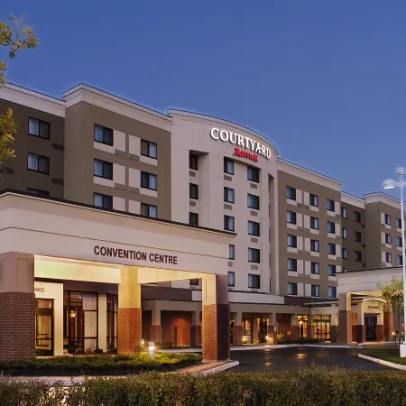 Courtyard Toronto Brampton