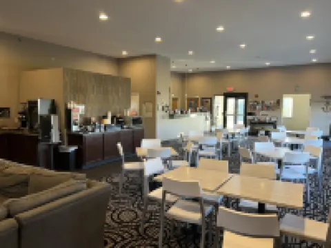 Okoboji Inn & Suites Hotels in Dickinson County