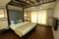 The Ocean Pearl Resort and Spa - parking