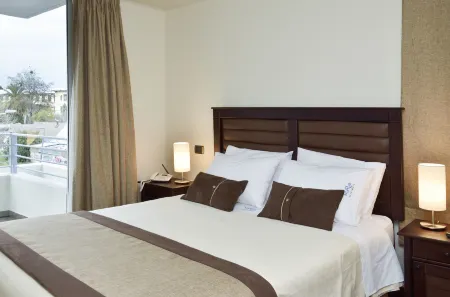 Norus Providencia Отели рядом с достопримечательностью «Парк Ботанико де Нуньоа»