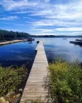 Cozy all season cabin w/ private boathouse & dock!