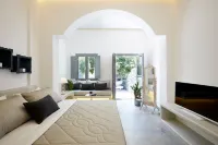 Amara Suites Santorini - Bed and Breakfasts