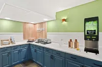 Spark by Hilton Wichita East - Breakfast
