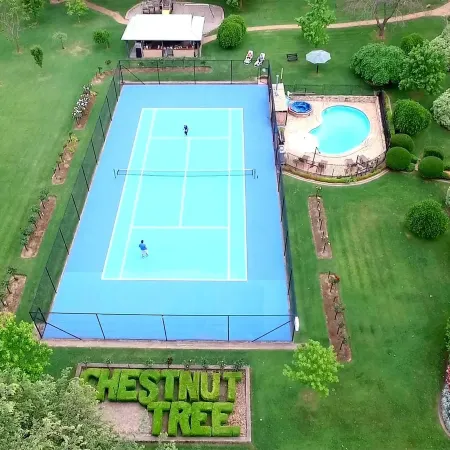 Chestnut Tree Holiday Units