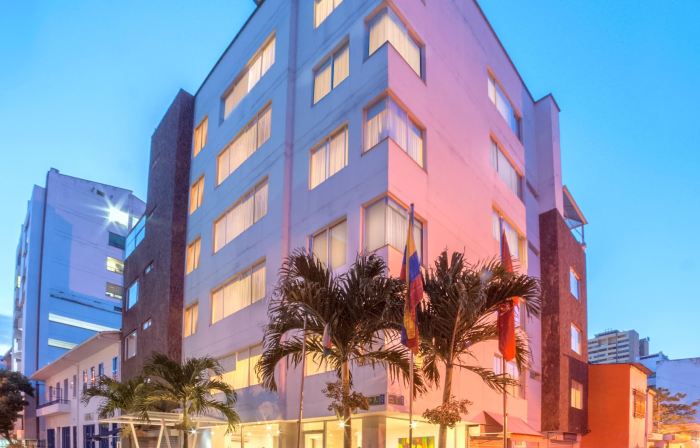 Basic Hotel Centenario โดย Hoteles MS