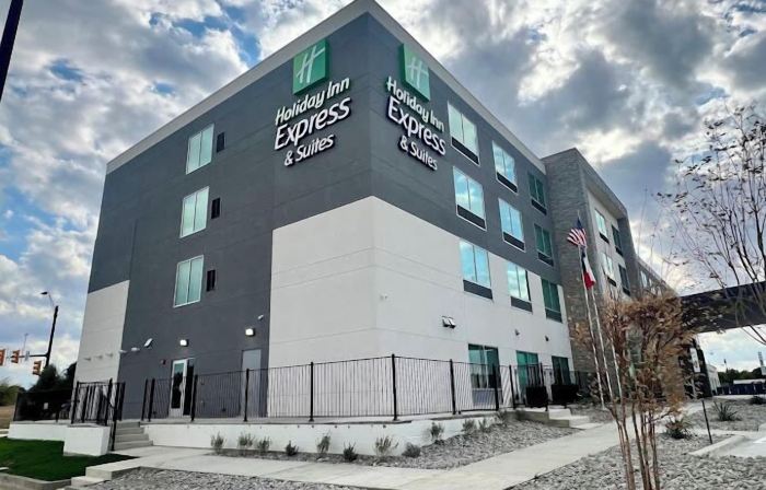Holiday Inn Express & Suites FT. WORTH - HALTOM CITY by IHG