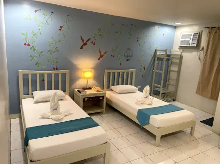 Riverview Resort and Conference Center Отели в г. Каламба