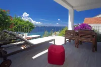 Blue Bay Residence