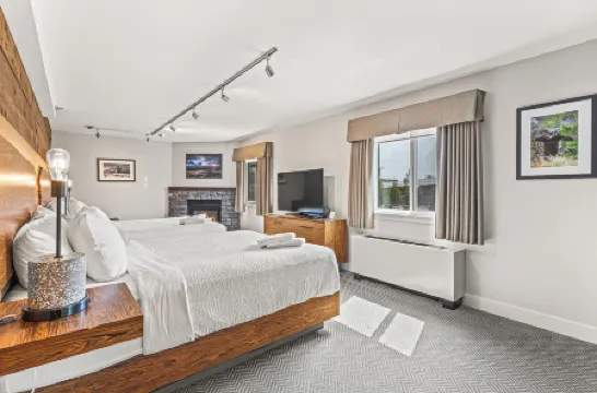 ベースキャンプ・ロッジ・カンモア