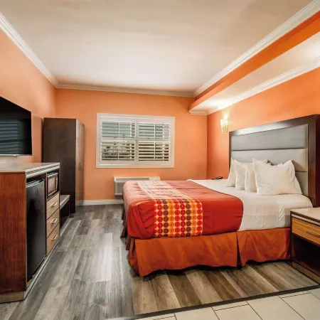 Rodeway Inn & Suites Pasadena
