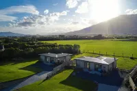 Glenburn Coastal Retreat Hotels in Hapuku