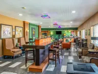 Econo Lodge Wanamaker Hotels in Topeka