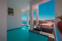 Sea Star Lodge - Beach