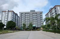 Interpark Hotel & Residence, Eastern Seaboard Rayong Отели в г. 