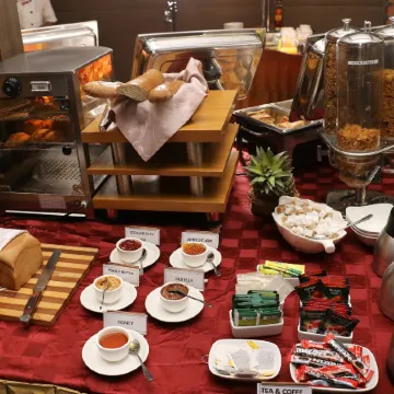 Best Western Plus by Bayse-Ltd