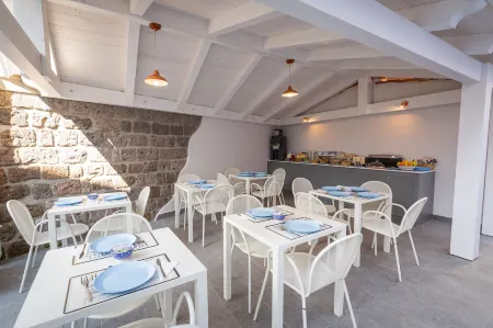 Relais Kaora Guesthouse Отели рядом со станцией S. Agnello