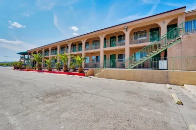 Crown Motel Las Vegas Hotel โรงแรมใน