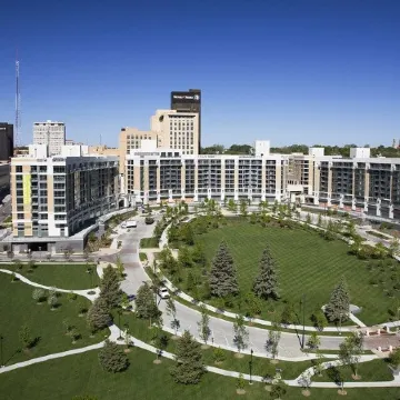 Element Omaha Midtown Crossing